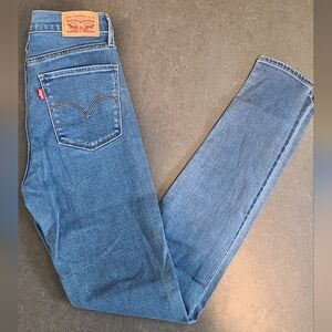 Levis high rise skinny jeans
